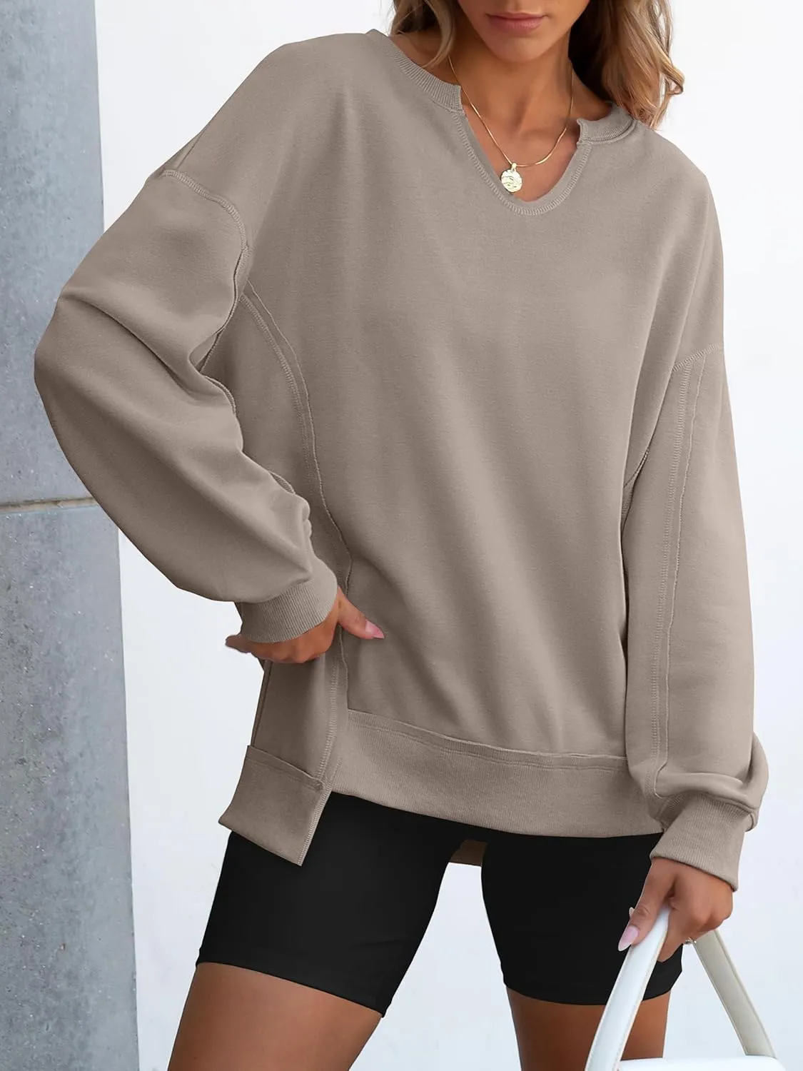 ANRABESS Womens Oversized Sweatshirts V Neck Long Sleeve Tunic Lightweight Pullover Shirts 2025 Fall Tops Teen Girls Outfits