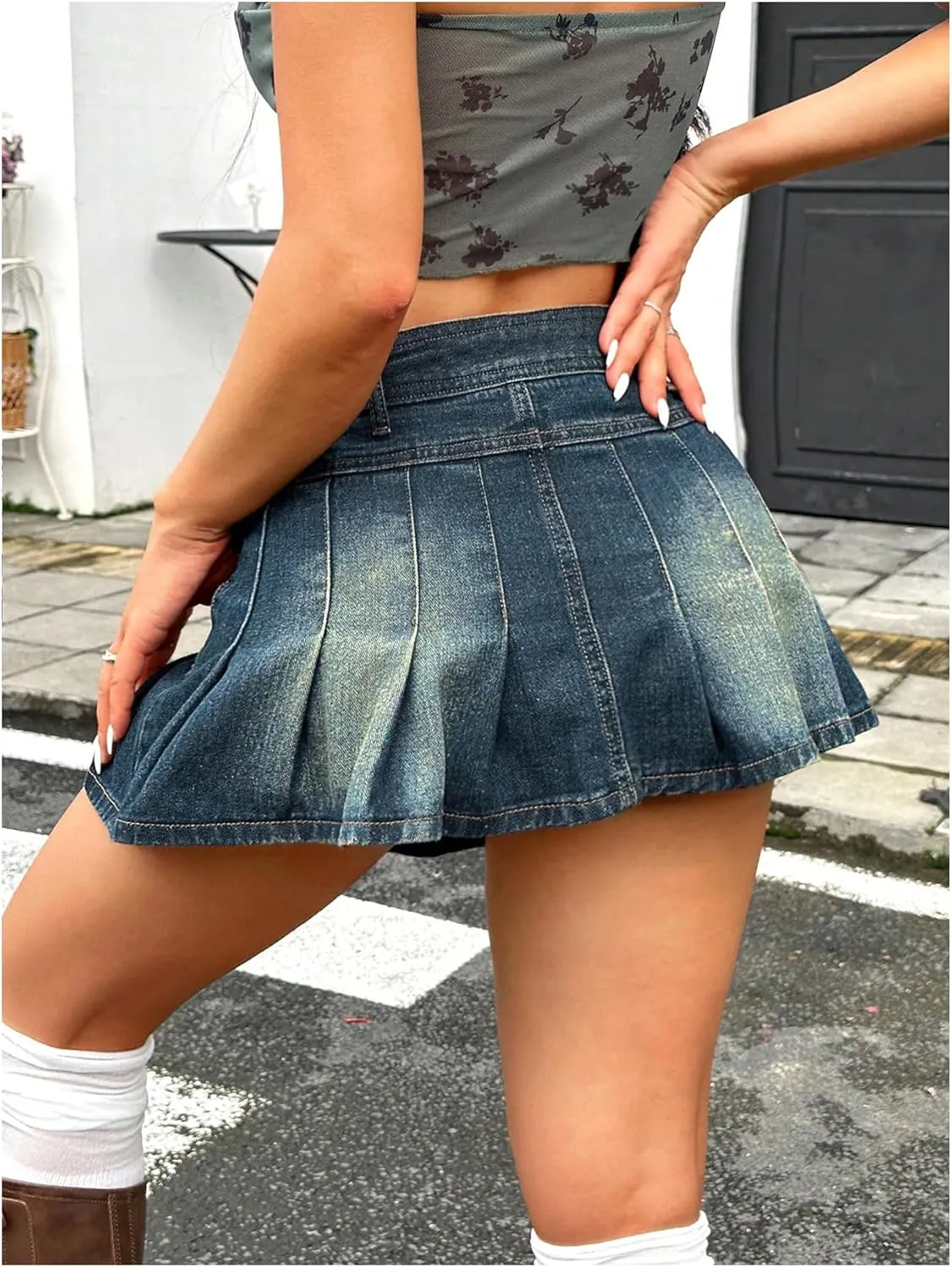 MakeMeChic Women's Pleated Denim Skirt A Line Flare Y2k Mini Jean Skirts