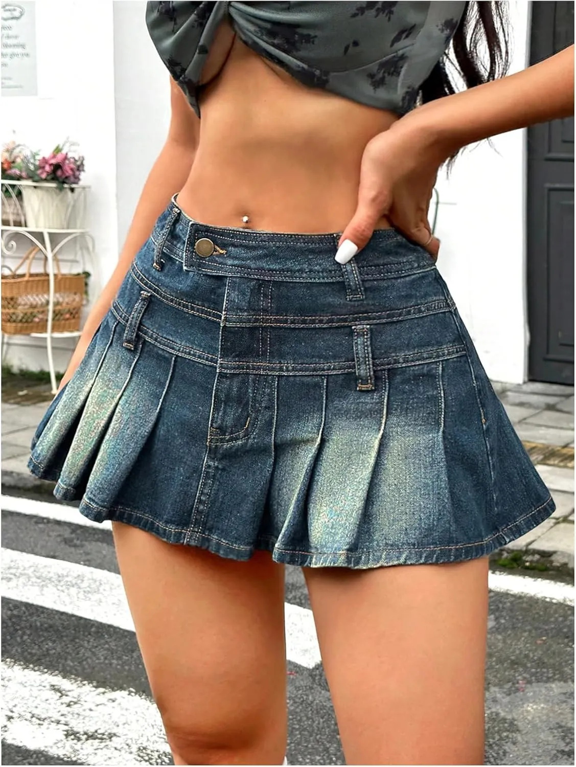 MakeMeChic Women's Pleated Denim Skirt A Line Flare Y2k Mini Jean Skirts
