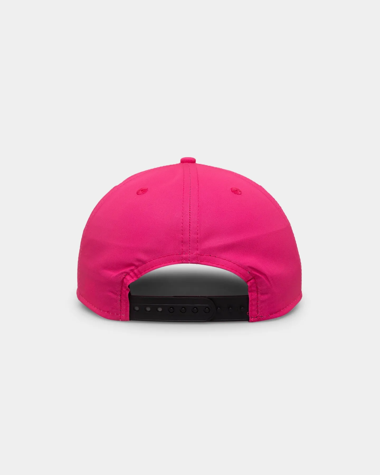New Era Atlanta Braves 'Citrus Glow' Prolight Golfer Snapback Neon Pink