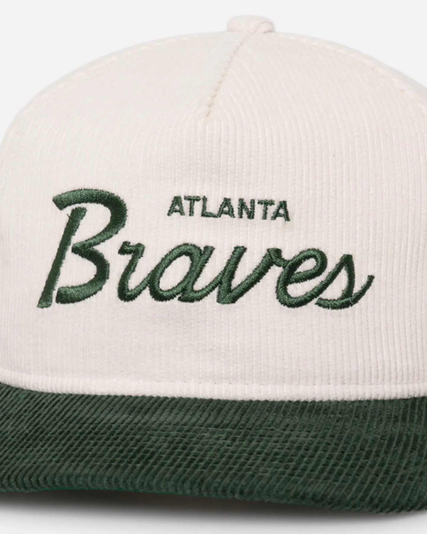 New Era Atlanta Braves 'Currency Corduroy' Golfer Pre-Curved Snapback Chrome White