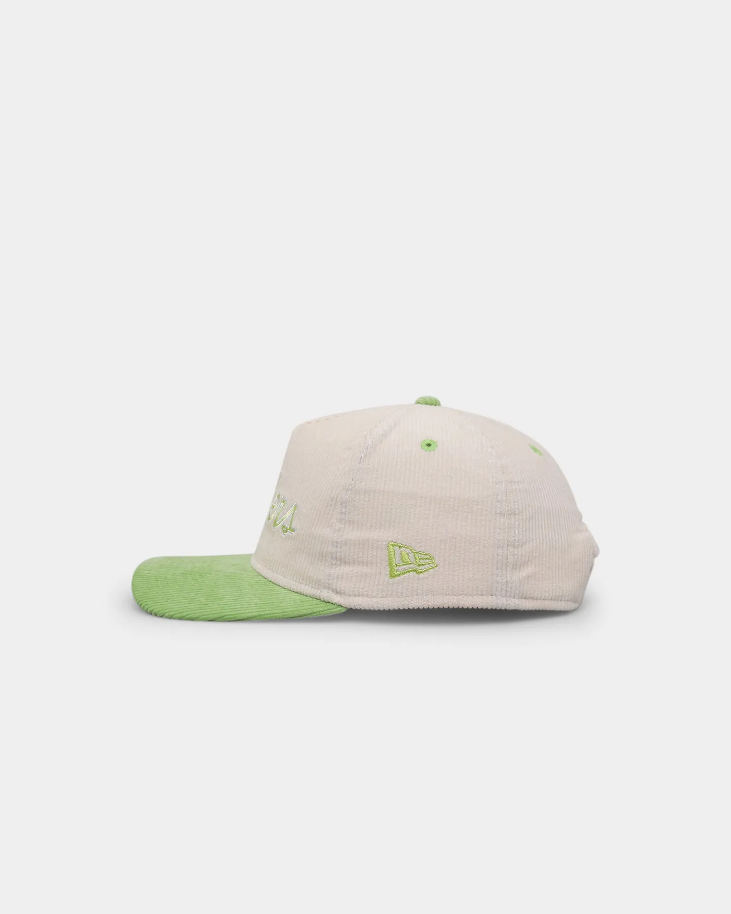 New Era Canberra Raiders 'NRL Retro Script Corduroy' Golfer Snapback Chrome White