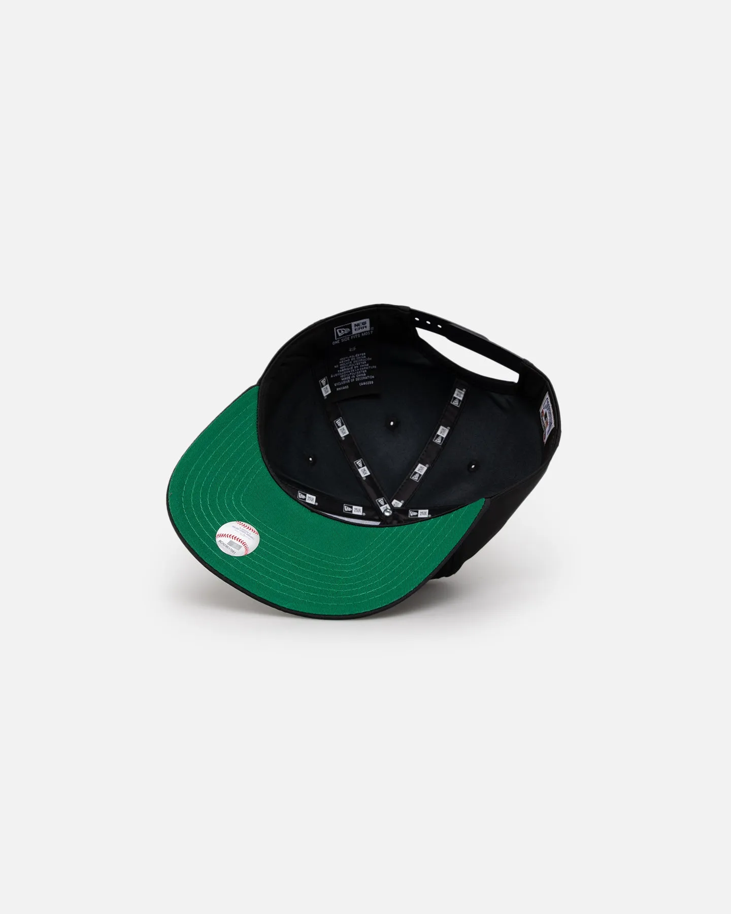 New Era Chicago Cubs Golfer Pre-Curved Snapback Black/OTC