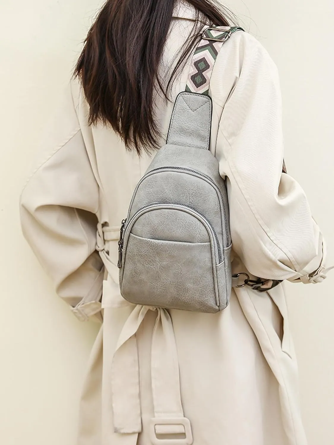 Small Sling Bag for Women Crossbody Bags Leather Fanny Packs Chest Bag Purse Belt Bag Over Shoulder