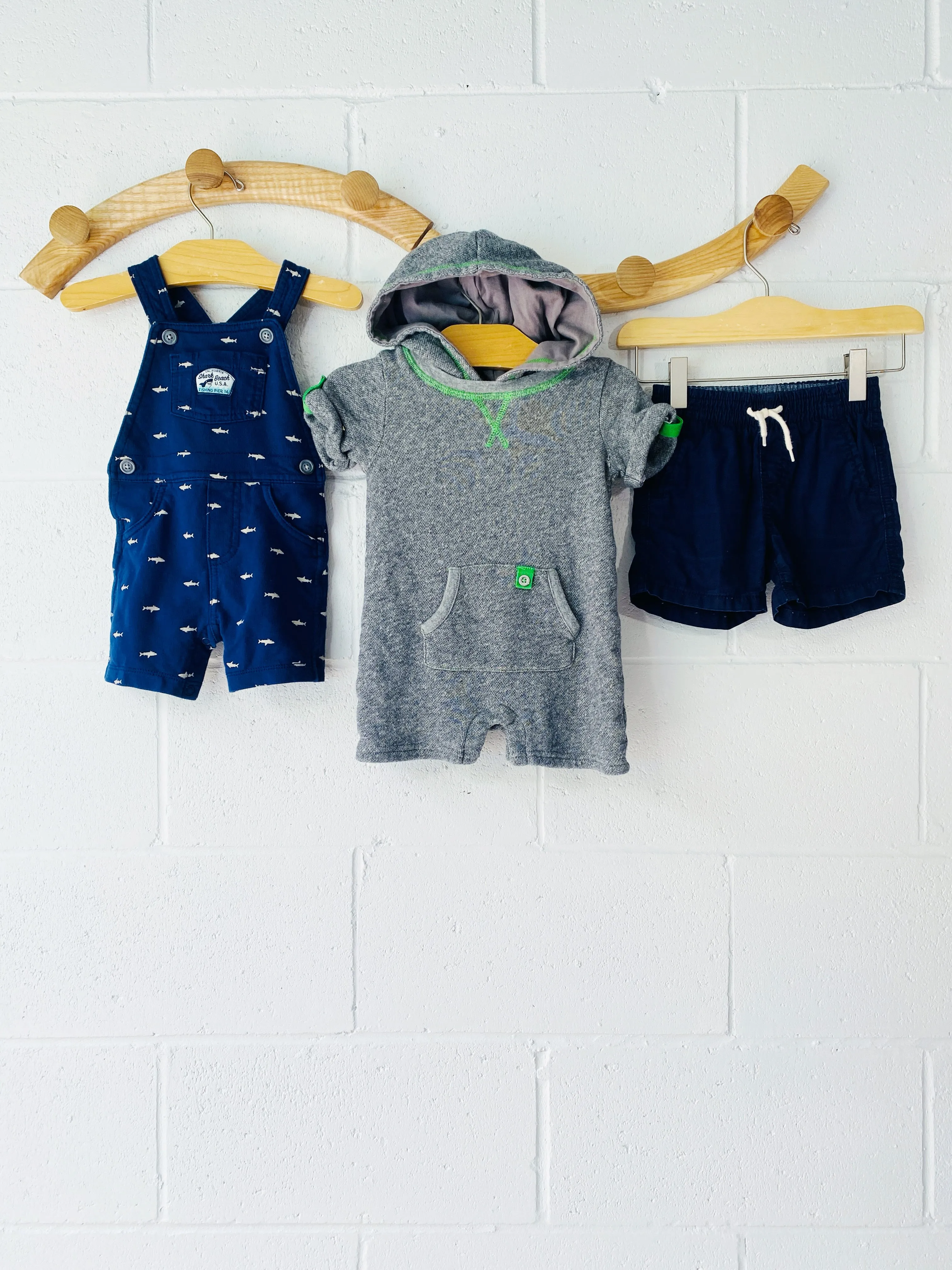Soft Grey, Navy   Sharks Bundle, 12-18 months