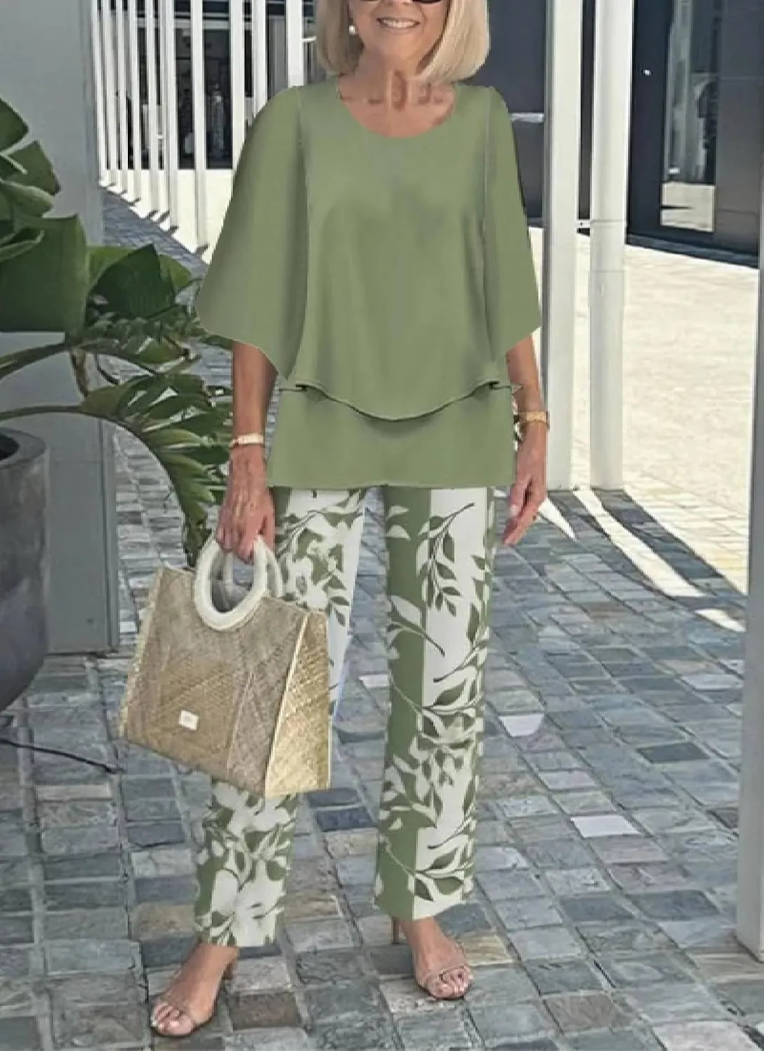 Womens Elegant 2025 Layered Top and Floral Print Pants Set for Spring Summer Travel Outfits